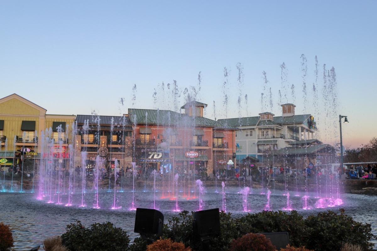 Fountain Show at The Island of Pigeon Forge.