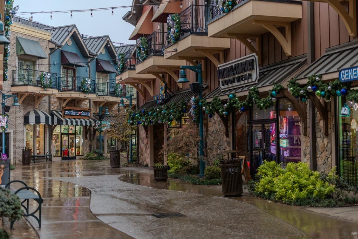 Christmas decorations on buildings during Thanksgiving in Pigeon Forge, TN.